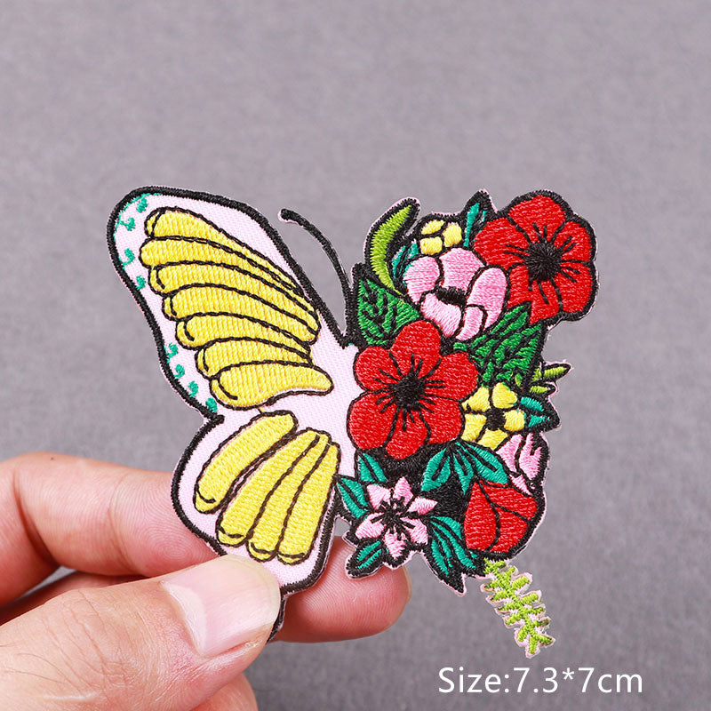 Witchcraft Love Potion Embroidery Patch | Magical Iron-On Patch for Clothing | Enchanting Design