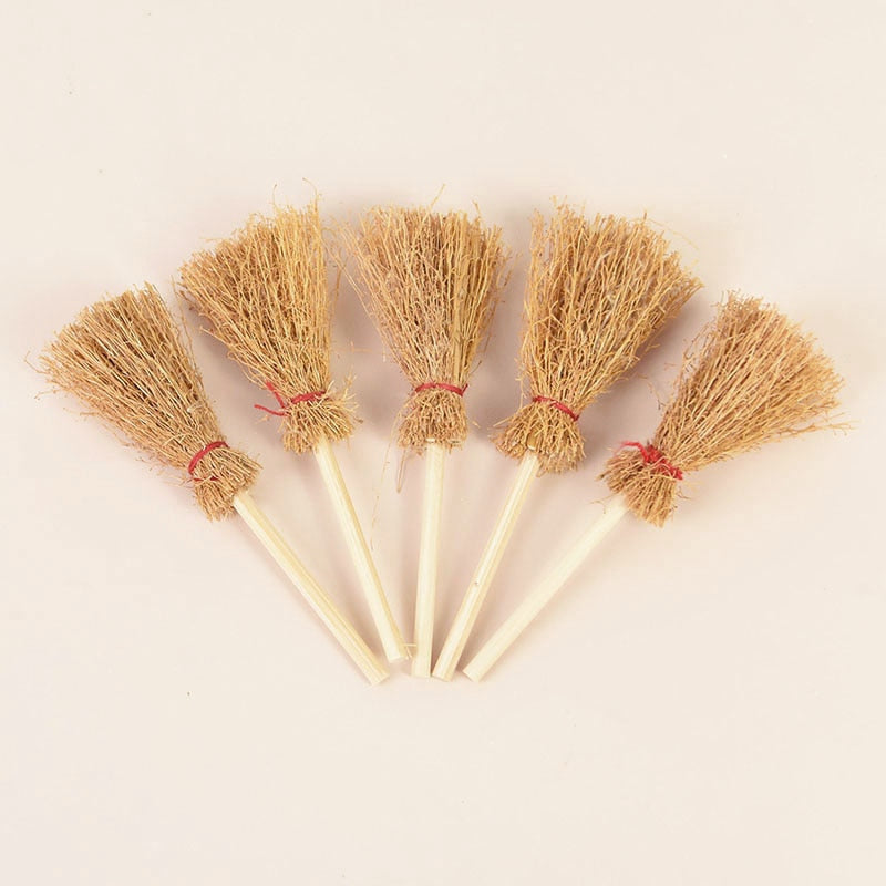 10/20pcs Mini Witch Brooms for Halloween Decor and Witchcraft